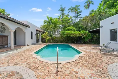 Image de Luxurious 6-Bed Villa - Private Pool, Spa & Sauna - 10 Min to Miami Beach
