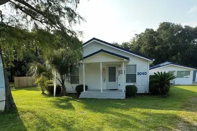 Image de Perfect Location Cottage 2-bedroom in Pensacola