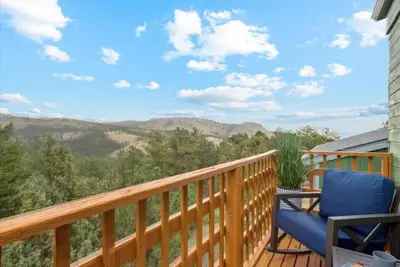 Image de Mountain Haven: Zipline, Hot Tub & Mountain Views