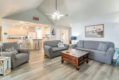 Image de Bring Your Boat! Lakefront Home w/ Dock in Grove