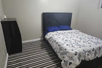 Image de Enjoy your stay in this peaceful & cozy place.