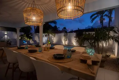 Image de Cozy Casa! Tasteful villa with private pool!