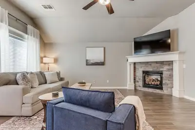 Image de Your Cozy Modern Getaway in Edmond