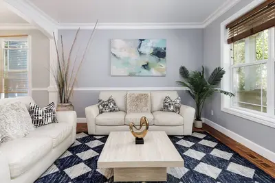 Image de Spacious 7-bedroom house in brilliant Gresham with Ac, fitness room