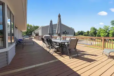 Image de Grass Lake Retreat with Game Room & Fire Pit