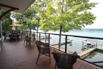 Image de Canandaigua Lakefront | Sand Beach | Hot Tub/Dock