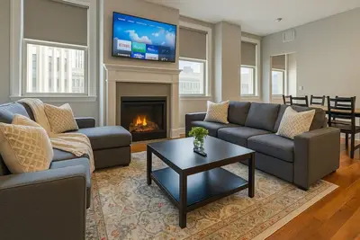 Image de Downtown Sq: Stadium, Casino, Rock Hall, Clinic