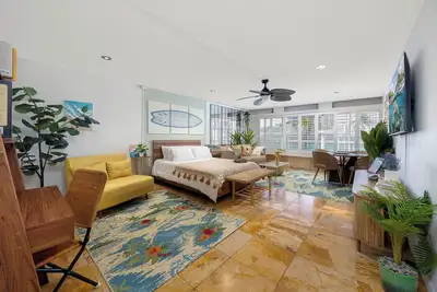 Image de Colony Surf 208 - Studio