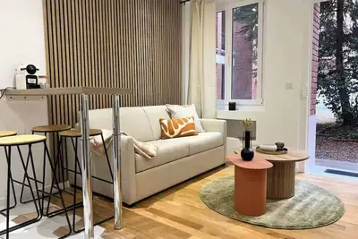 Image de Le Vineuse - 2 Pièces à 5 min de la Tour Eiffel