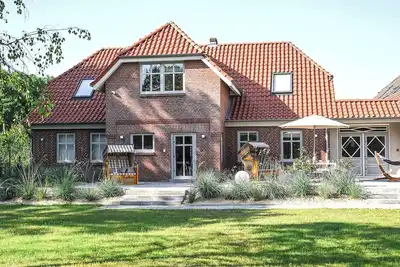 Image de Bi de Bark – Vivre mieux dans une maison de vacances avec sauna et terrasse