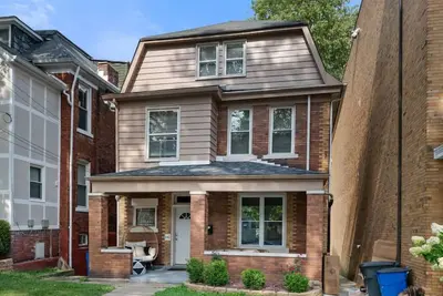 Image de 3 Story home w/ 11 beds! | Close to Pitt & Cmu!