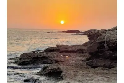 Image de Nonstop electricity 1 bedroom beachfront apartment & Seaview Family Duplex