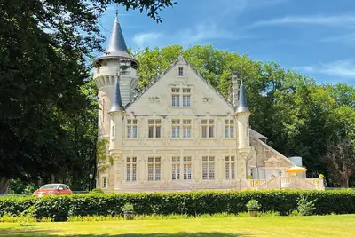 Image de Château Picol - Vacation in a historic castle near Poitiers