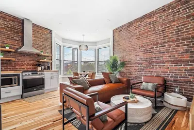 Image de Stunning Boho Apt in Ohio City