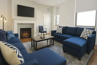 Image de Spacious 2-Bedroom Retreat in Downtown Cleveland