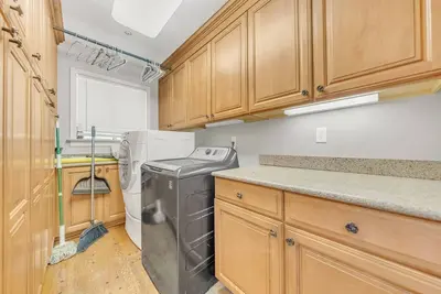 Image de Wonderful 4-bedroom house with Ac, Game room, Backyard and Grill at Memphis