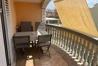Image de Appartement de deux chambres avec la terrasse Vodice (A-24913-a)