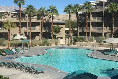 Image de #2b3# 2br 2Bath Worldmark sleep 6 Coachella Stagecoach 7 mile private shuttle 1