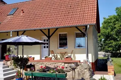 Image de Vacation home directly at the nature park and 3 min. to Lake Linstow - Holiday home