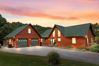 Image de ‼️Cozy 3br Bloff Hytte w/ Mountain Views and Bbq