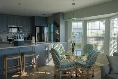 Image de Family 1br w/ Ocean View, Pool & Beach Access