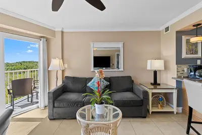 Image de Couples' Retreat 1br w/ Pool & Ocean View