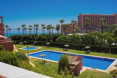 Image de Seaview apartment with terrace. Walk to beach