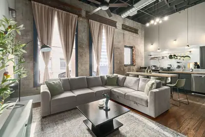 Image de The Jazz Flat| Covered Parking| Sleeps 8| Dt