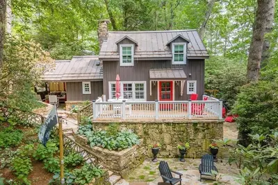 Image de Stay Foxy Cottage, Mirror Lake Highlands, Nc