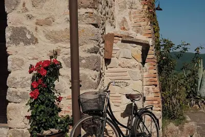 Image de Cheminée Est - Suite avec Cheminée