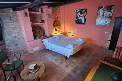 Image de La Quinta - Suite avec  petit salon et jardin extérieur