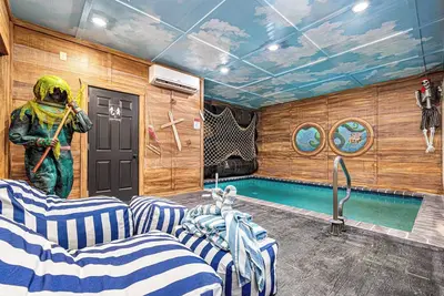 Image de Pirate Themed | Heated Pool | Gatlinburg Location