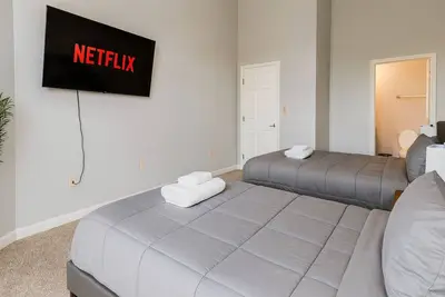 Image de Comfortable Cleveland Getaway for 8!