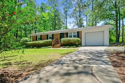 Image de Secluded 3br Furnished Home near Downtown Raleigh