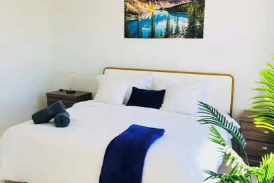 Image de 3br, 8ppl, KingBeds, GameTable, FREEparking, MountainView