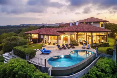 Image de Casa Cole – 5br • Infinity Pool • Sleeps 10 • Gulf Views • Playa Hermosa