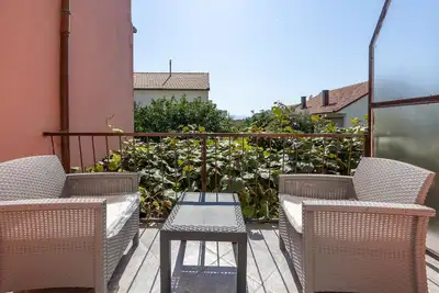 Appartement confortable de 2 chambres à Podaca