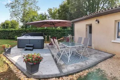 Image de Superbe maison d'une chambre à Saint-Martial-De-Nabir