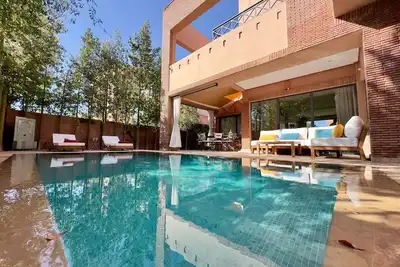Image de 4-bedroom villa in charming Marrakesh with Ac