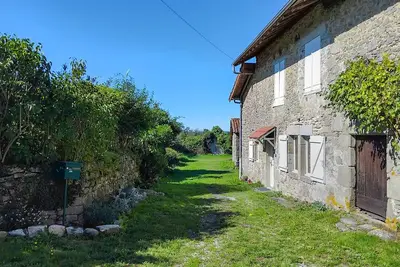 Image de Maison acceptant les animaux à Royères avec WiFi