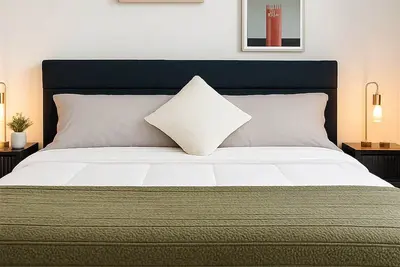 Image de 2-bedroom apart in Cambridge with balcony Garage parking