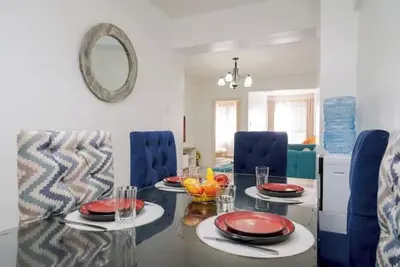 Image de Stylish 2 Br Apt, King Bed, Gym, Kilimani