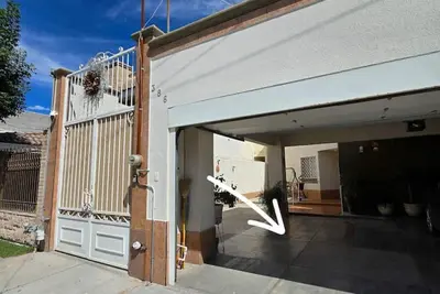 Image de Charming house with Ac in pleasant Torreón