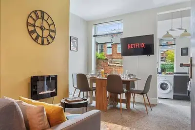 Image de Stylish 3-Bedroom Home 14Mins to Co-op Live Arena