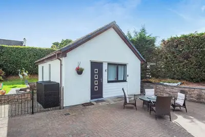 Image de 2 chambres à coucher à Inverness