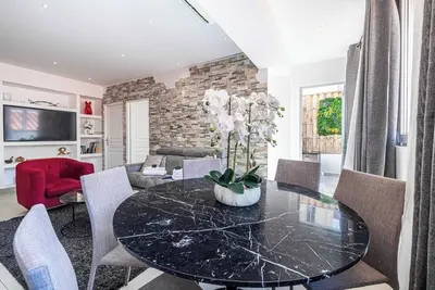 Image de Charmant appartement - Climatisation - 2 chambres - 6 personnes - Cannes
