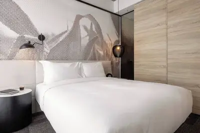 Image de 4 Sleek, Pet-Friendly Rooms w/ Free Parking - Ideal for Visiting Montreal