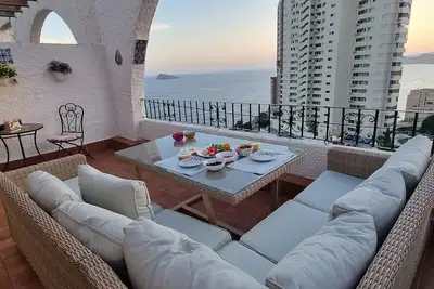 Image de Unique Spanish Duplex with Sea-View Terrace- Benidorm
