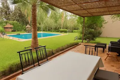 Image de Villa avec piscine chauffée avec 0 vis à vis