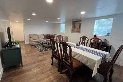 Image de 3br Bungalow 15 mins from Red Rocks & Downtown!